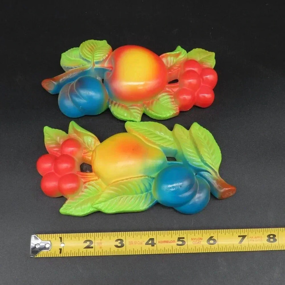 Vintage Fruit Chalkware Plaque Wall Art Kitsch 70s Set of 2 - Picture 3 of 8